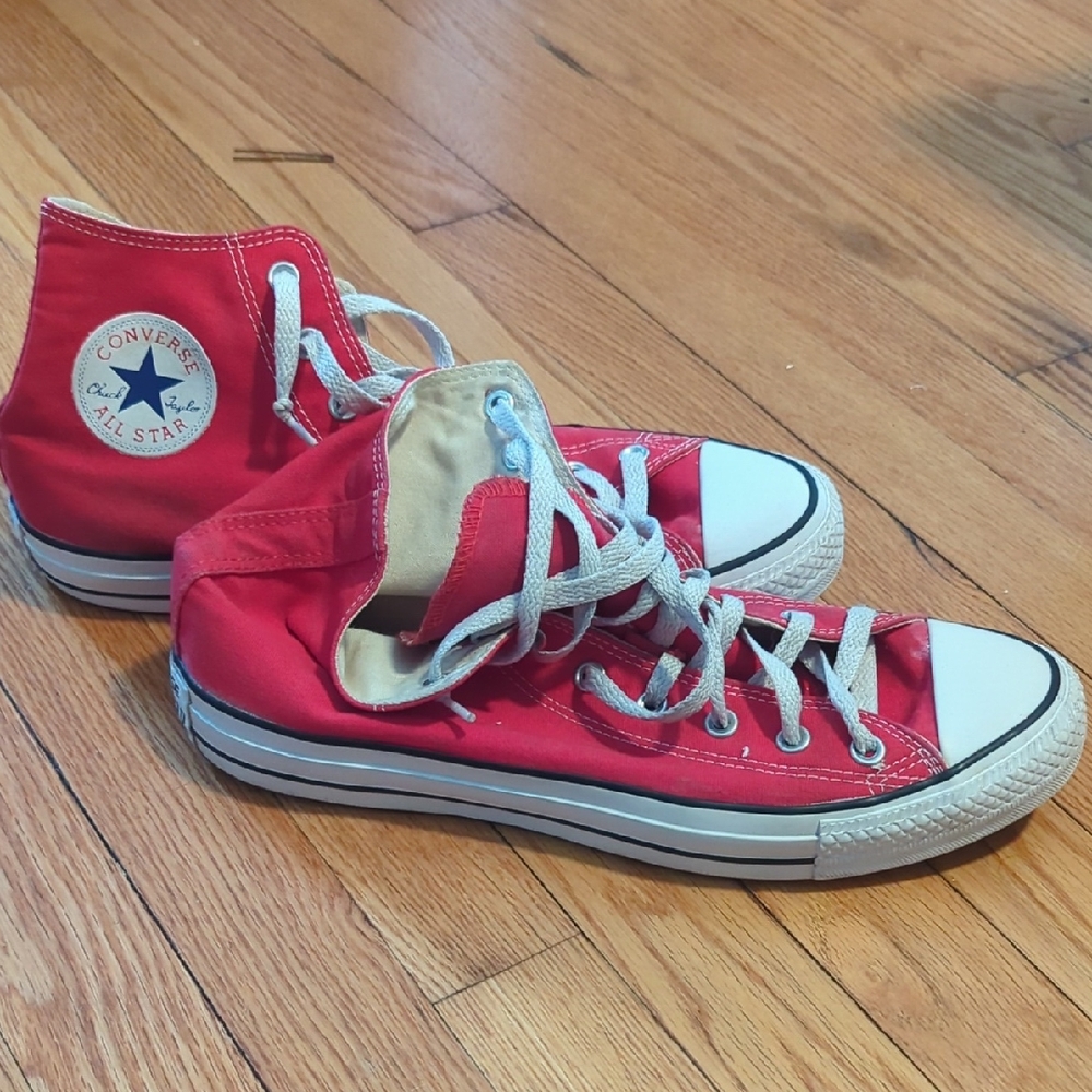 Converse Mens Red Low-Top Sneakers